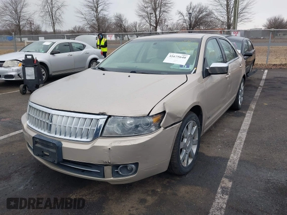 2007 Lincoln MKZ z VIN 3LNHM28T57R612489, wystawiony jako IAAI lot #41675640 z przebiegiem 135 330 mil mil oraz . Historia ofert i sprzedaży dostępna na DreamBid. Obrazek 2.