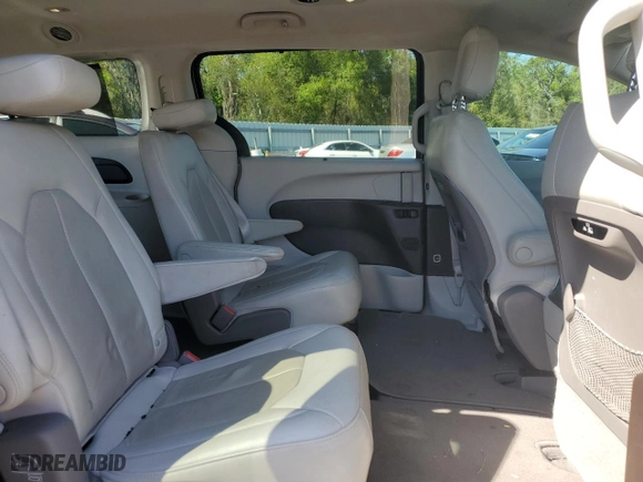 2021 Chrysler Pacifica Touring L with VIN 2C4RC1BG6MR580431, listed as a Copart auction lot 48560825 with NaN miles and Salvage Title. Bid and sale history available at carsss.com. Image 11.