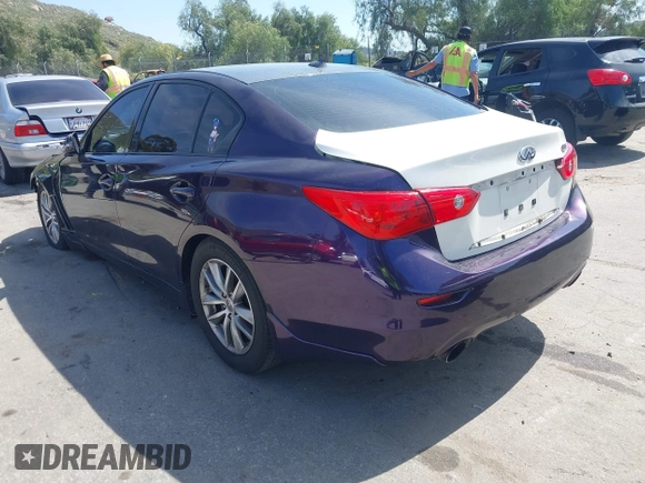 2016 Infiniti Q50 3.0t Premium with VIN JN1EV7AP5GM304586, listed as a IAAI auction lot 41841233 with 103,051 mi miles. Bid and sale history available at carsss.com. Image 3.