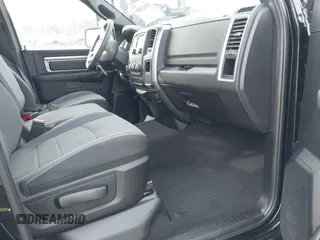 2021 Ram 1500 Classic Warlock with VIN 1C6RR7GG3MS562307, listed as a IAAI auction lot 41523089 with 41,226 mi miles. Bid and sale history available at carsss.com. Image 5.