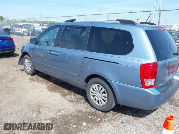 2011 Kia Sedona LX with VIN KNDMG4C74B6368551, listed as a IAAI auction lot 42022483 with 172,495 mi miles. Bid and sale history available at carsss.com. Image 3.