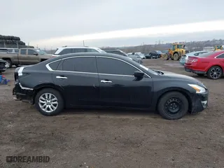 2015 Nissan Altima 2.5 with VIN 1N4AL3AP8FC262824, listed as a IAAI auction lot 41684970 with 134,000 mi miles. Bid and sale history available at carsss.com. Image 12.