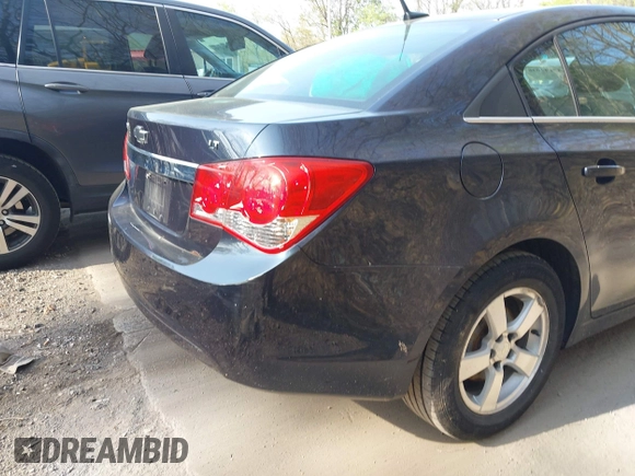 2014 Chevrolet Cruze 1LT with VIN 1G1PC5SB1E7302745, listed as a IAAI auction lot 42142048 with 160,000 mi miles and . Bid and sale history available at DreamBid. Image 15.