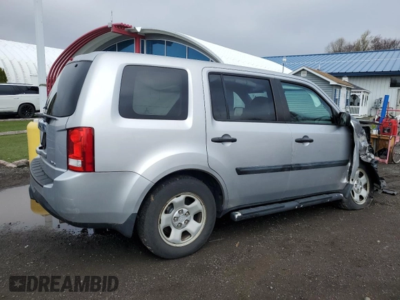 2014 Honda Pilot LX with VIN 5FNYF4H24EB011297, listed as a Copart auction lot 53833845 with 101,884 mi miles and Salvage Title. Bid and sale history available at DreamBid. Image 3.