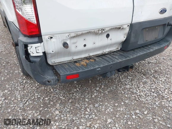 2018 Ford Transit with VIN 1FTBW2CM1JKA88192, listed as a IAAI auction lot 41552607 with 89,465 mi miles and . Bid and sale history available at DreamBid. Image 6.