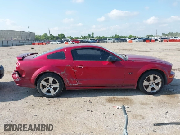 2006 Ford Mustang GT Deluxe с VIN 1ZVFT82H865196619, выставлен на аукционе IAAI как лот 42408724 с пробегом 199 280 миль миль и . История ставок и продаж доступна на DreamBid. Изображение 13.