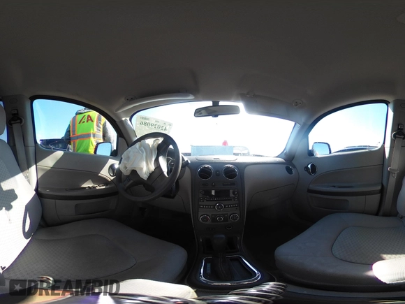 2011 Chevrolet HHR LS z VIN 3GNBAAFW9BS607895, wystawiony jako IAAI lot #42029086 z przebiegiem 98 149 mil mil oraz . Historia ofert i sprzedaży dostępna na DreamBid. Obrazek 18.