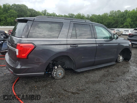 2024 Ford Expedition XLT with VIN 1FMJU1H80REA59831, listed as a Copart auction lot 63849455 with 26,936 mi miles and Salvage title. Bid and sale history available at DreamBid. Image 3.