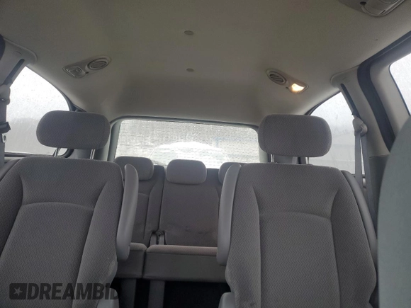 2007 Chrysler Town & Country Touring with VIN 2A8GP54L67R207318, listed as a Copart auction lot 46127425 with 57,155 mi miles and Salvage Title. Bid and sale history available at DreamBid. Image 10.