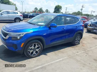 2022 Kia Seltos EX z VIN KNDERCAA8N7289826, wystawiony jako IAAI lot #39743322 z przebiegiem 34 187 mil mil oraz . Historia ofert i sprzedaży dostępna na DreamBid. Obrazek 2.