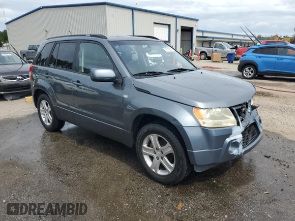 2006 Suzuki Grand Vitara Luxury z VIN JS3TE947164101951, wystawiony jako Copart lot #70110914 z przebiegiem 304 718 mil mil oraz Szkoda całkowita • Salvage title. Historia ofert i sprzedaży dostępna na DreamBid. Obrazek 4.