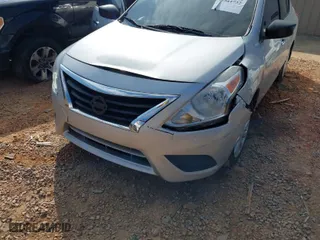 2015 Nissan Versa S Plus with VIN 3N1CN7APXFL831393, listed as a IAAI auction lot 41511732 with 132,270 mi miles. Bid and sale history available at carsss.com. Image 6.