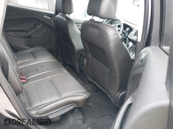 2014 Ford Escape SE с VIN 1FMCU0GX3EUC51112, выставлен на аукционе IAAI как лот 42033240 с пробегом 67 208 миль миль и . История ставок и продаж доступна на DreamBid. Изображение 8.