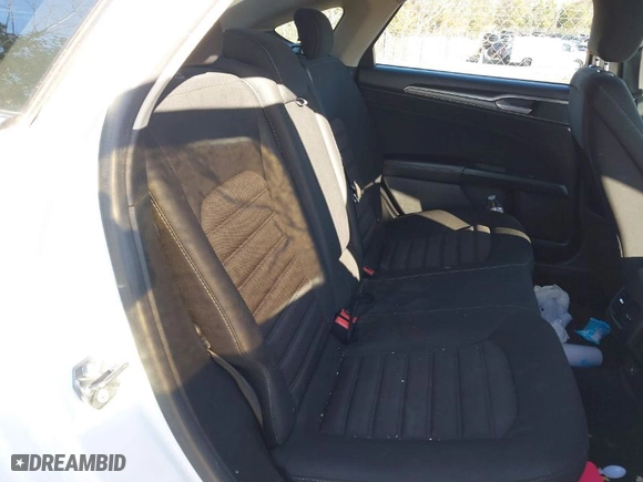 2018 Ford Fusion Hybrid SE with VIN 3FA6P0LU4JR172205, listed as a IAAI auction lot 41541968 with NaN miles. Bid and sale history available at carsss.com. Image 8.