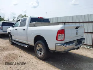 2019 Ram 2500 Tradesman with VIN 3C6UR5CJ4KG670813, listed as a IAAI auction lot 42412667 with 149,503 mi miles and . Bid and sale history available at DreamBid. Image 3.