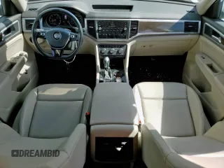 2019 Volkswagen Atlas SE z VIN 1V2WR2CA0KC596775, wystawiony jako Copart lot #56902495 z przebiegiem 57 040 mil mil oraz Szkoda całkowita • Salvage title. Historia ofert i sprzedaży dostępna na DreamBid. Obrazek 8.