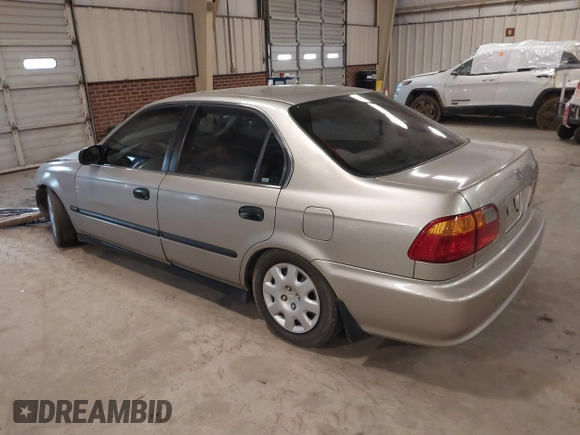 2000 Honda Civic LX with VIN 1HGEJ6578YL042505, listed as a IAAI auction lot 41331854 with 226,727 mi miles. Bid and sale history available at carsss.com. Image 3.