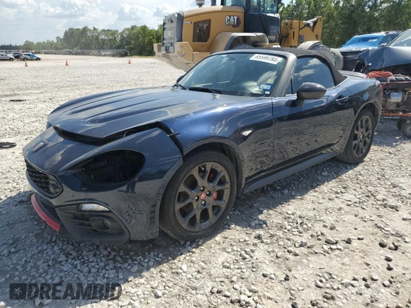 2018 FIAT 124 Spider Abarth z VIN JC1NFAEK4J0134965, wystawiony jako Copart lot #65599784 z przebiegiem Nie podano mil oraz Szkoda całkowita • Salvage title. Historia ofert i sprzedaży dostępna na DreamBid. Obrazek 1.