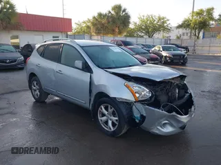 2011 Nissan Rogue SV with VIN JN8AS5MTXBW572651, listed as a IAAI auction lot 41876059 with 195,760 mi miles. Bid and sale history available at carsss.com. Image 1.