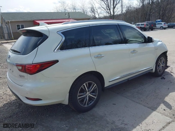 2020 Infiniti QX60 LUXE with VIN 5N1DL0MM2LC509432, listed as a IAAI auction lot 41886725 with 65,875 mi miles. Bid and sale history available at carsss.com. Image 4.