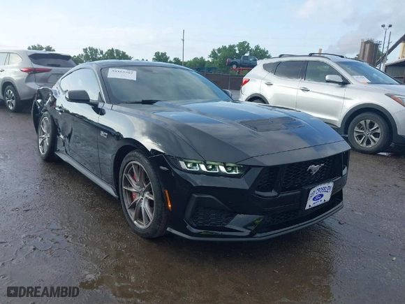 2024 Ford Mustang GT with VIN 1FA6P8CF5R5400792, listed as a IAAI auction lot 39353202 with 4,798 mi miles. Bid and sale history available at carsss.com. Image 1.