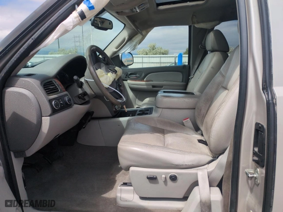 2007 Chevrolet Silverado 1500 LTZ with VIN 1GCEK19077Z643024, listed as a Copart auction lot 52526455 with 122,460 mi miles and Salvage Title. Bid and sale history available at carsss.com. Image 7.