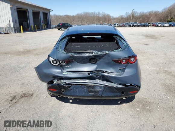 2022 Mazda Mazda3 Hatchback Preferred with VIN JM1BPALL6N1514940, listed as a Copart auction lot 45634613 with 11,060 mi miles. Bid and sale history available at carsss.com. Image 6.