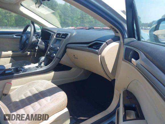 2014 Ford Fusion SE Hybrid with VIN 3FA6P0LU8ER251057, listed as a IAAI auction lot 42150589 with 188,192 mi miles and . Bid and sale history available at DreamBid. Image 5.