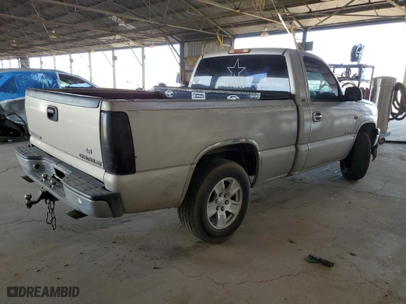 2006 Chevrolet Silverado 1500 Work Truck with VIN 3GCEC14V06G137520, listed as a Copart auction lot 42435345 with 352,386 mi miles and Salvage Title. Bid and sale history available at carsss.com. Image 3.
