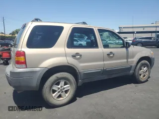 2007 Ford Escape XLS с VIN 1FMYU02Z17KA20500, выставлен на аукционе Copart как лот 59016055 с пробегом 215 936 миль миль и Списание • Salvage title. История ставок и продаж доступна на DreamBid. Изображение 3.