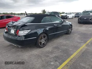 2014 Mercedes-Benz E 350 with VIN WDDKK5KF7EF240724, listed as a IAAI auction lot 42469727 with 116,174 mi miles and . Bid and sale history available at DreamBid. Image 4.