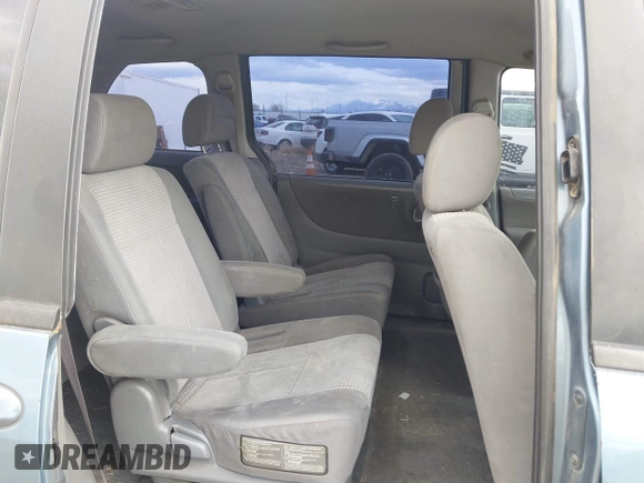 2005 Mazda MPV LX with VIN JM3LW28J150536653, listed as a IAAI auction lot 41767215 with 176,983 mi miles. Bid and sale history available at carsss.com. Image 8.