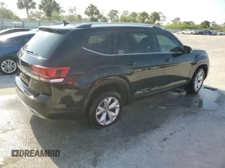 2018 Volkswagen Atlas SE with VIN 1V2CR2CAXJC562263, listed as a Copart auction lot 89131485 with 145,528 mi miles and Non repairable. Bid and sale history available at DreamBid. Image 3.