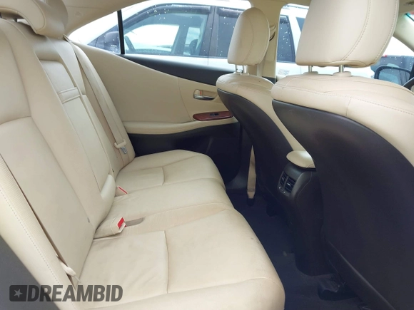 2010 Lexus HS 250h z VIN JTHBB1BAXA2011199, wystawiony jako IAAI lot #41829045 z przebiegiem 155 094 mil mil oraz . Historia ofert i sprzedaży dostępna na DreamBid. Obrazek 8.