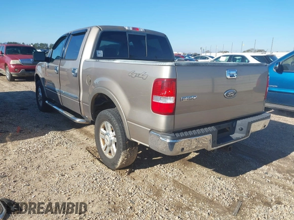 2004 Ford F-150 XLT with VIN 1FTPW14584KC35765, listed as a IAAI auction lot 41249586 with 322,715 mi miles. Bid and sale history available at carsss.com. Image 3.