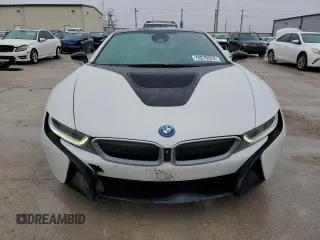 2015 BMW i8 z VIN WBY2Z2C52FV392362, wystawiony jako Copart lot #78270524 z przebiegiem 59 293 mil mil oraz Szkoda całkowita • Salvage title. Historia ofert i sprzedaży dostępna na DreamBid. Obrazek 5.