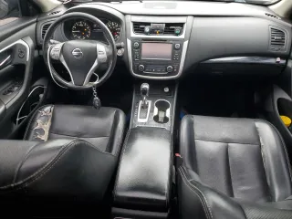 2017 Nissan Altima SL z VIN 1N4AL3AP5HC209243, wystawiony jako Copart lot #60032545 z przebiegiem 149 451 mil mil oraz Szkoda całkowita • Salvage title. Historia ofert i sprzedaży dostępna na DreamBid. Obrazek 8.
