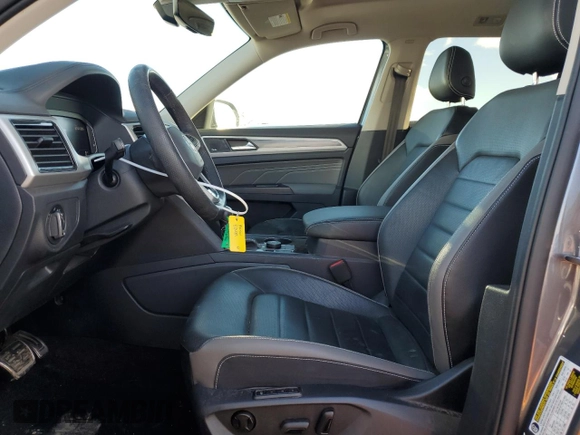 2021 Volkswagen Atlas SEL Premium R-Line with VIN 1V2FR2CA5MC536929, listed as a Copart auction lot 44397425 with 60,565 mi miles and Salvage title. Bid and sale history available at DreamBid. Image 7.