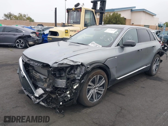2024 Cadillac LYRIQ Luxury z VIN 1GYKPPRK1RZ109216, wystawiony jako IAAI lot #42180416 z przebiegiem 13 470 mil mil oraz . Historia ofert i sprzedaży dostępna na DreamBid. Obrazek 25.