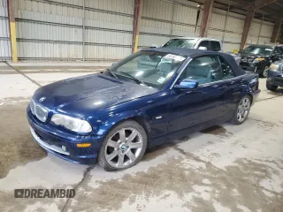 2003 BMW 3 Series 325Ci z VIN WBABS33483PG90031, wystawiony jako Copart lot #56368105 z przebiegiem 126 879 mil mil oraz Czysty tytuł • Clean title. Historia ofert i sprzedaży dostępna na DreamBid. Obrazek 1.