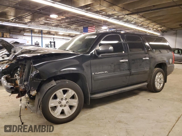 2007 GMC Yukon XL SLT z VIN 1GKFK16377J349144, wystawiony jako Copart lot #84300374 z przebiegiem Nie podano mil oraz Szkoda całkowita • Salvage title. Historia ofert i sprzedaży dostępna na DreamBid. Obrazek 1.