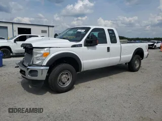 2015 Ford F-250 XLT with VIN 1FT7X2B68FED35574, listed as a Copart auction lot 53776475 with 170,591 mi miles and Salvage Title. Bid and sale history available at DreamBid. Image 1.