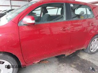 2010 Scion xD z VIN JTKKU4B47AJ057546, wystawiony jako IAAI lot #42484796 z przebiegiem 120 063 mil mil oraz . Historia ofert i sprzedaży dostępna na DreamBid. Obrazek 6.