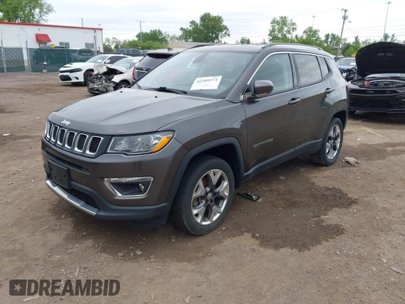 2019 Jeep Compass Limited z VIN 3C4NJDCBXKT747585, wystawiony jako IAAI lot #42209573 z przebiegiem 79 740 mil mil oraz . Historia ofert i sprzedaży dostępna na DreamBid. Obrazek 17.