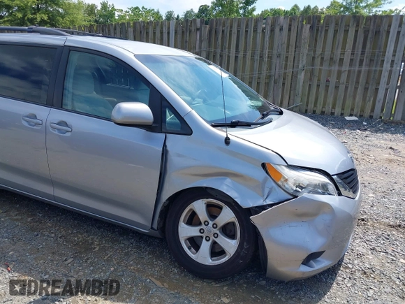 2014 Toyota Sienna LE AAS with VIN 5TDKK3DC4ES511305, listed as a IAAI auction lot 42652770 with 71,808 mi miles and . Bid and sale history available at DreamBid. Image 6.
