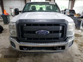 2015 Ford F-250 XL with VIN 1FTBF2A65FEB10141, listed as a Copart auction lot 65227535 with 163,790 mi miles and Salvage title. Bid and sale history available at DreamBid. Image 5.
