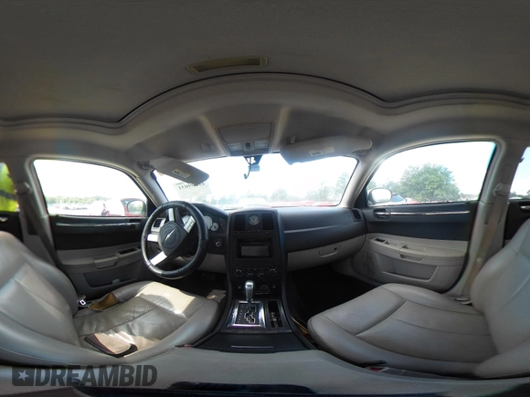 2006 Chrysler 300 Touring z VIN 2C3KA53G86H109231, wystawiony jako IAAI lot #42299031 z przebiegiem Nie podano mil oraz . Historia ofert i sprzedaży dostępna na DreamBid. Obrazek 17.
