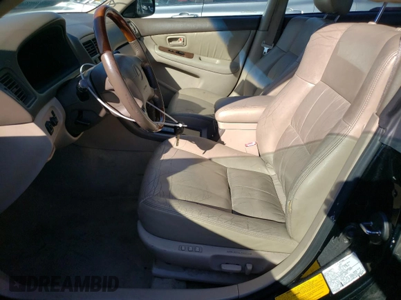 2001 Lexus ES 300 with VIN JT8BF28G015105905, listed as a Copart auction lot 46183805 with 202,449 mi miles and Salvage Title. Bid and sale history available at DreamBid. Image 7.