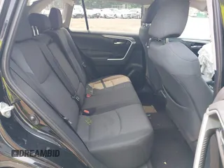 2019 Toyota RAV4 XLE z VIN 2T3P1RFV4KW033276, wystawiony jako IAAI lot #42476344 z przebiegiem 73 247 mil mil oraz . Historia ofert i sprzedaży dostępna na DreamBid. Obrazek 8.