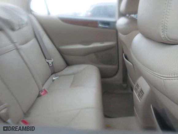 2006 Lexus ES 330 with VIN JTHBA30G365144415, listed as a IAAI auction lot 41483660 with 274,721 mi miles. Bid and sale history available at carsss.com. Image 8.